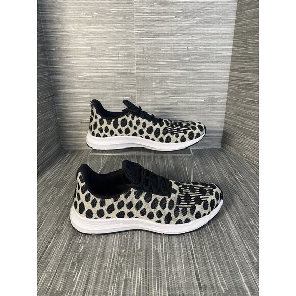Athletic Works Women's Memory Foam Running Sneaker‎ Leopard Black/White SZ 10 - Picture 1 of 8